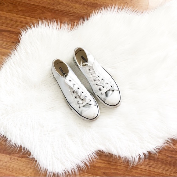 Converse Shoes - ✨ Silver Metallic Low Top Converse